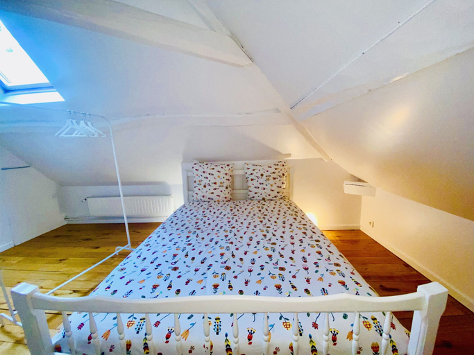 Bedroom 2, Maison bourgeoise, Oise
