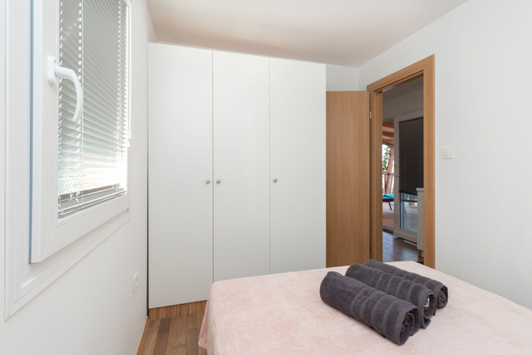 Bedroom 4, Mobile Home Sea Shell, Pašman