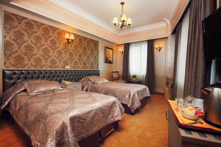 Bedroom 3, Deniz Otel, Kadıköy