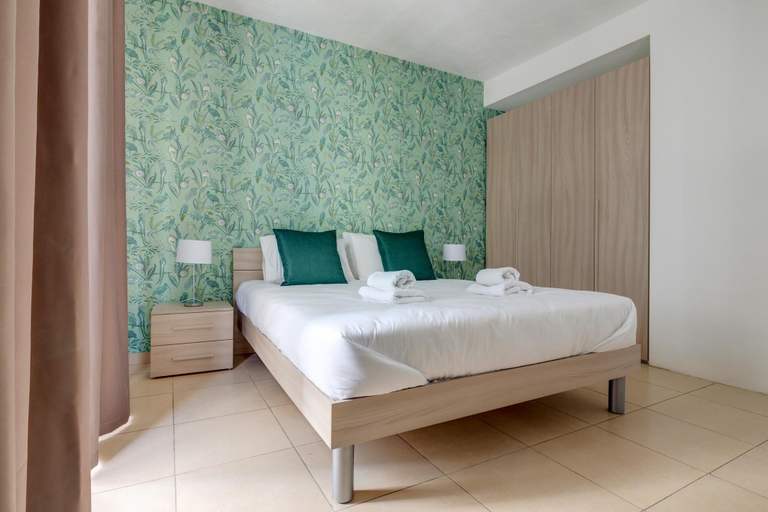 Room 3, 2 Bedroom Apartment Sliema Tigne Suites