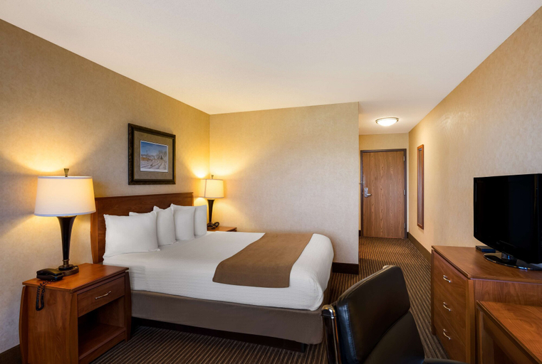 Bedroom 3, BEST WESTERN Vermillion Inn, Clay
