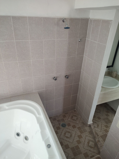 Bathroom, Hotel Violet, Xochitepec