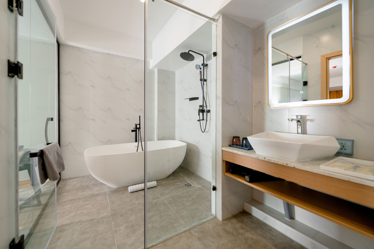 Bathroom 3, Millennium Plaza Hotel, Ulan Bator