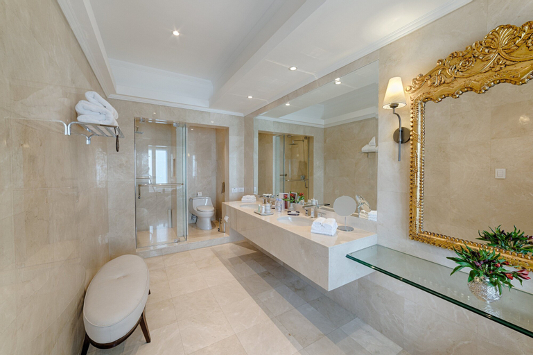 Bathroom 5