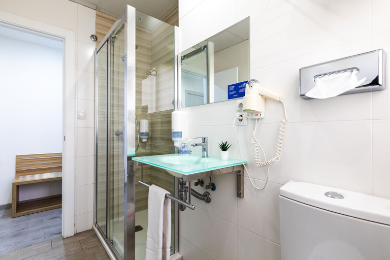 Bathroom 5, Sweet Hotel Renasa, Valencia