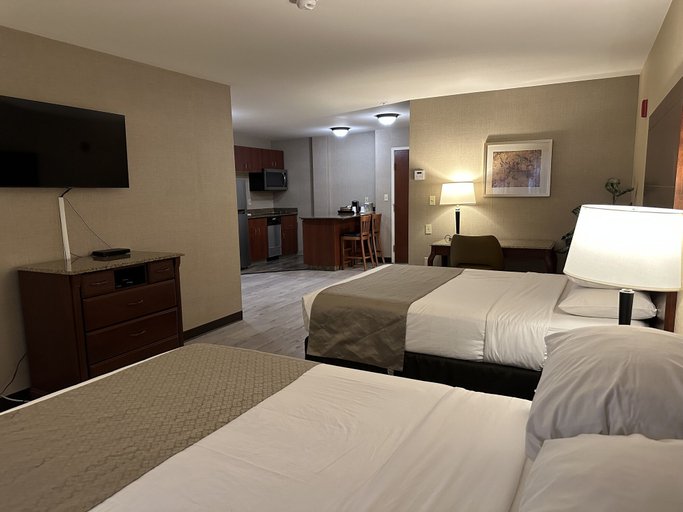 Bedroom 3, Medallion Inn & Suites, Snohomish