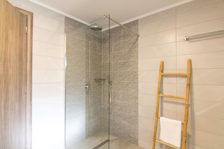Bathroom 5, White Donkey Hotel, Peloponnese