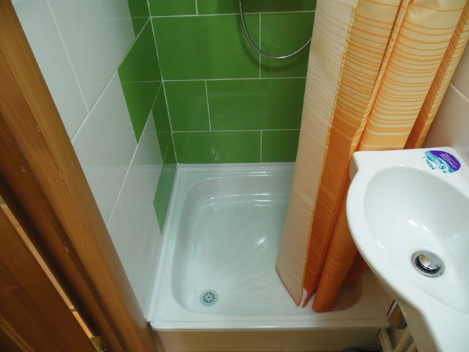 Bathroom 3, Berloga Sovetskaya 1k3, Ekaterinburg gorsovet