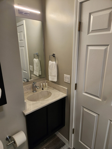Bathroom 3, Gibson Motel, Nowata