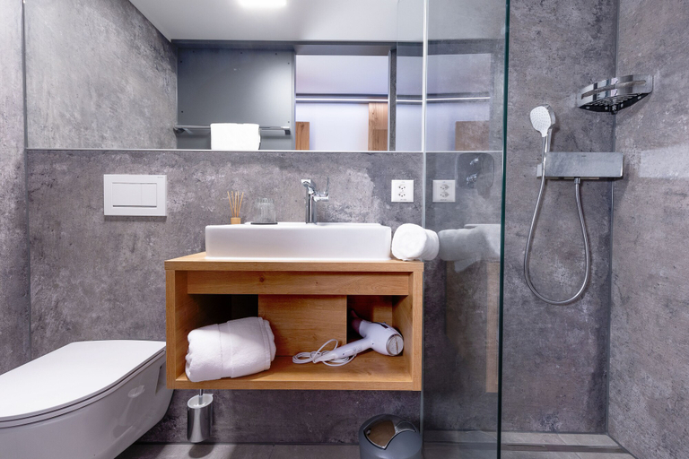 Bathroom 3, Landhaus Boutique Motel - Self Check-In