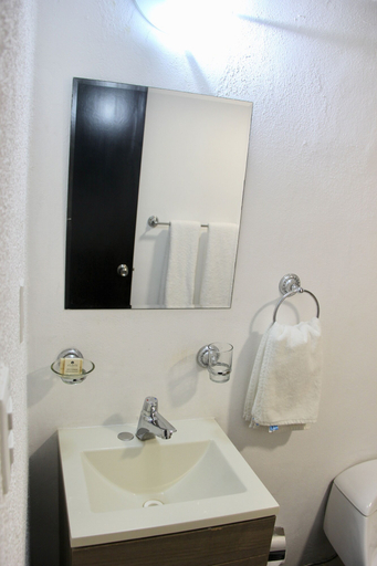 Bathroom 4, BOK21, Benito Juárez