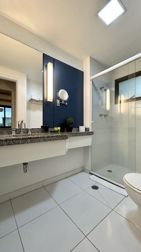 Bathroom 3, TTW - The Town Studios By Anora Spaces, São Paulo