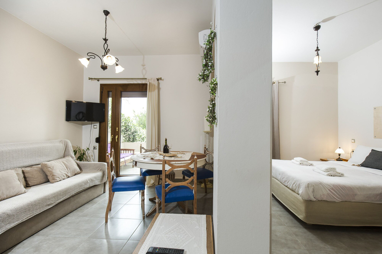 Bedroom 3, Arodamos Apartments & Studios, Crete