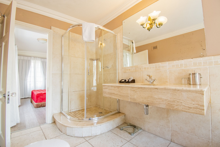 Bathroom 3, Emakhosini Boutique Hotel, eThekwini
