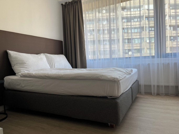 Bedroom 5, Post 120 Suites, Praha 5