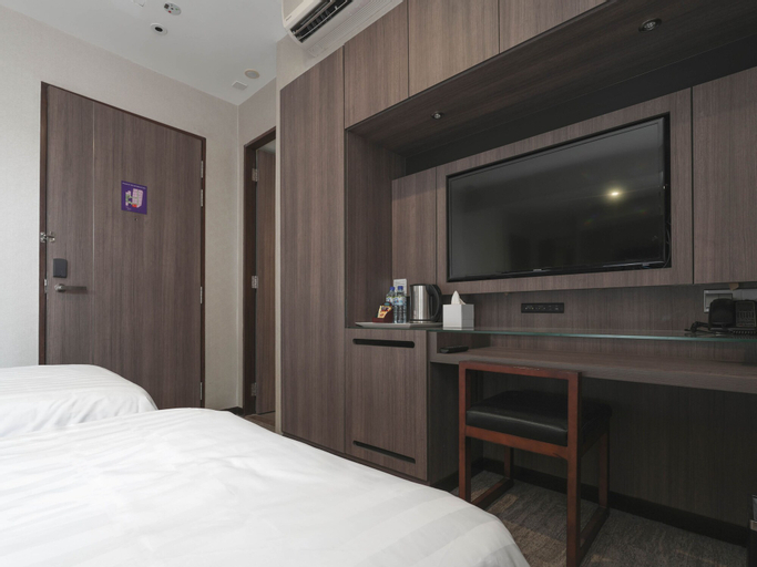 Bedroom 6