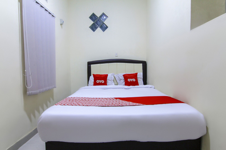 Bedroom 2, Hotel O Ratu Residence, Medan