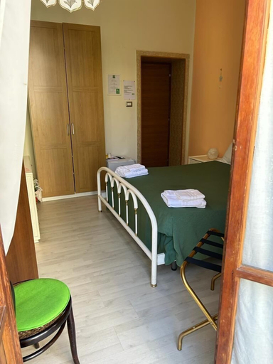 Bedroom 4, B&B Il Nido, Napoli