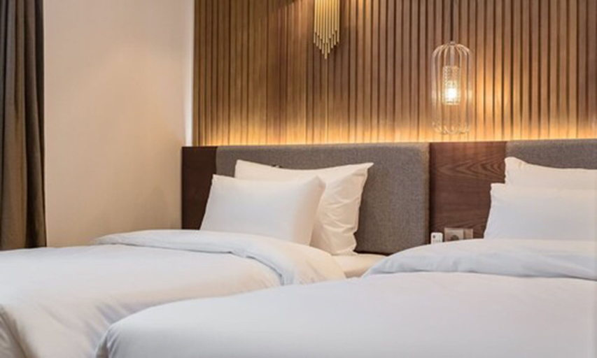 Bedroom 4, Stubborn Hotel, Geoje