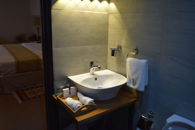Bathroom 3, Cozy Stead Hotel - Garden House, Gigiri, Westlands