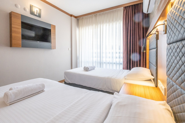 Bedroom 4, Sunday Beach Hotel, Kuşadası