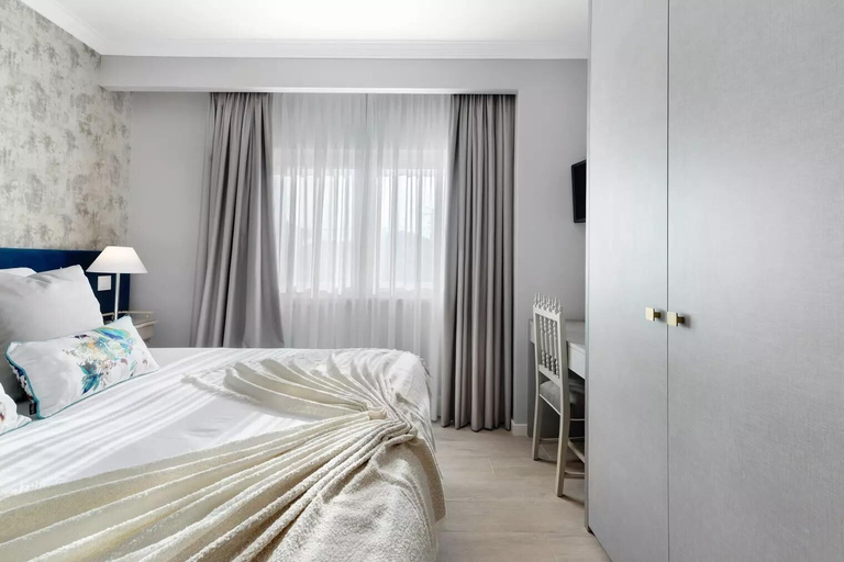 Room 2, Impeccable 4-bed House in São Domingos de Rana, Cascais