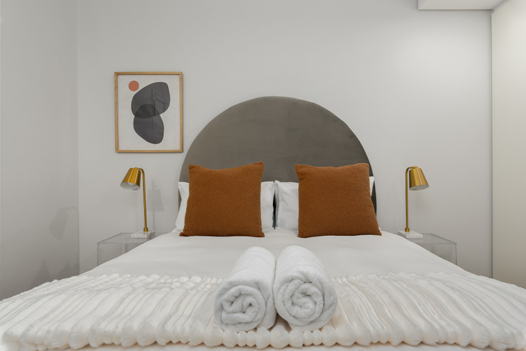 Bedroom 3, TenOnQ B4, City of Cape Town