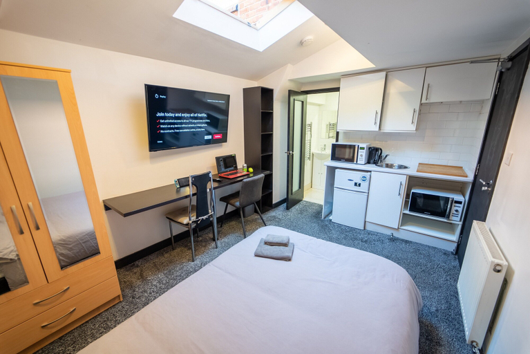Bedroom 2, Studio Close to University of Birmingham, Birmingham