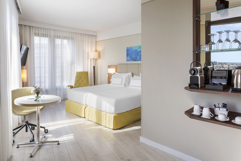 Bedroom 2, Melia Luxembourg, Luxembourg