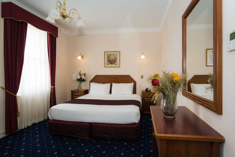 Bedroom 3, Palais Royale, Blue Mountains