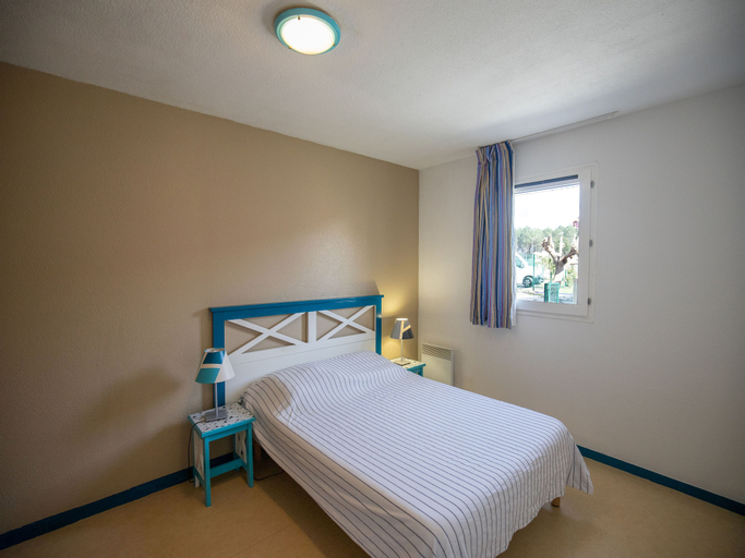 Bedroom 4, Vacancéole - Les Villas du Lac, Landes