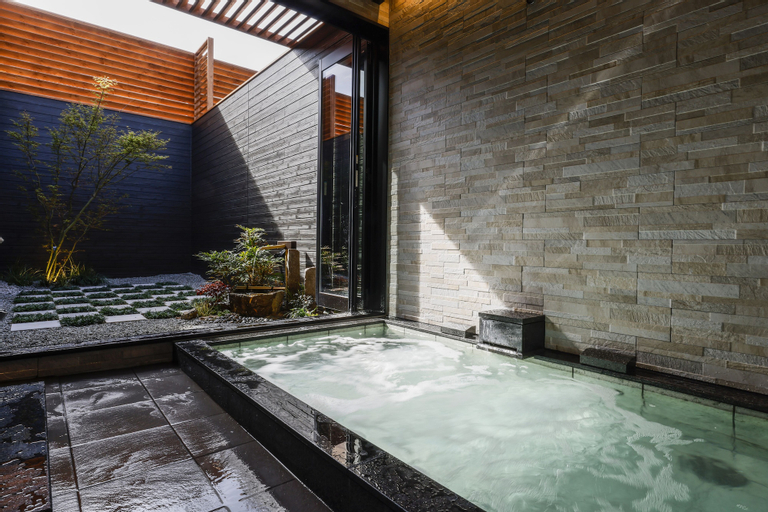 Swimming Pool 6