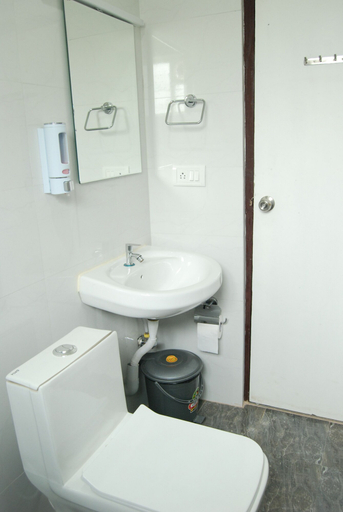 Bathroom 5, The Altruist Business Stays Manyata Tech Park, Bangalore