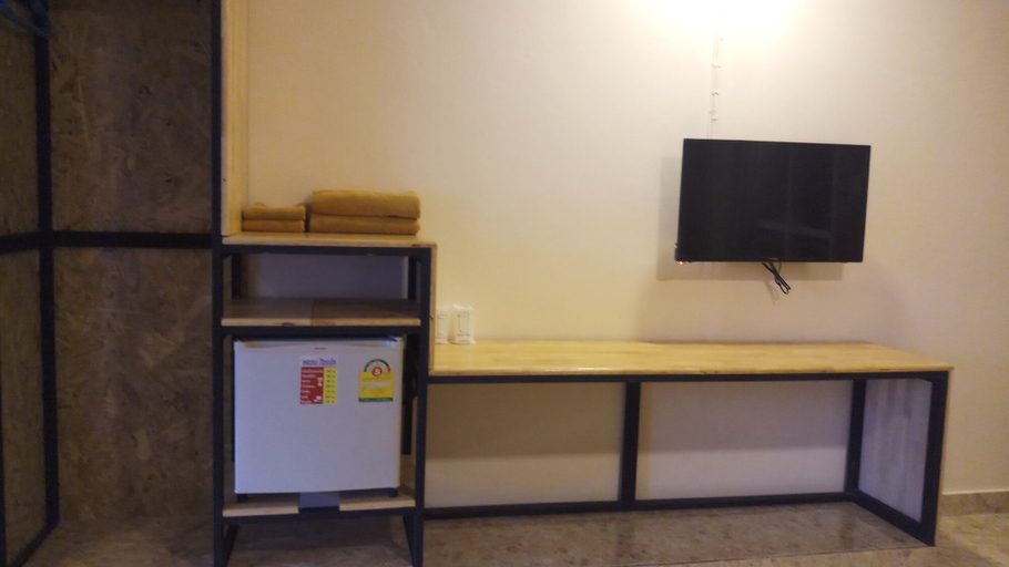 Others 3, Ploy Resort, Muang Buri Ram