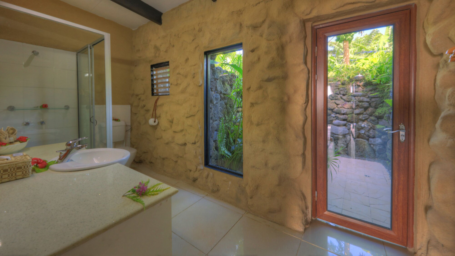 Bathroom 4, Paradise Taveuni, Cakaudrove