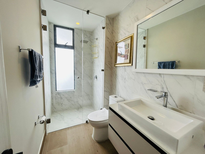 Bathroom 3, The O, Mazatlán