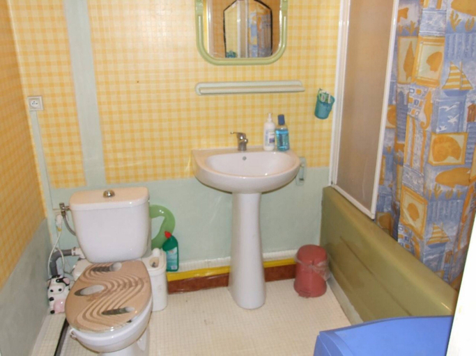 Bathroom, Chambres du Vignot, Yonne