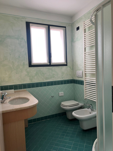Bathroom 5, Le Terrazze Sul Lago Residence & Hotel, Brescia
