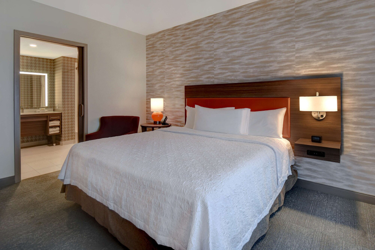 Bedroom 3, Home2 Suites by Hilton Troy, Oakland