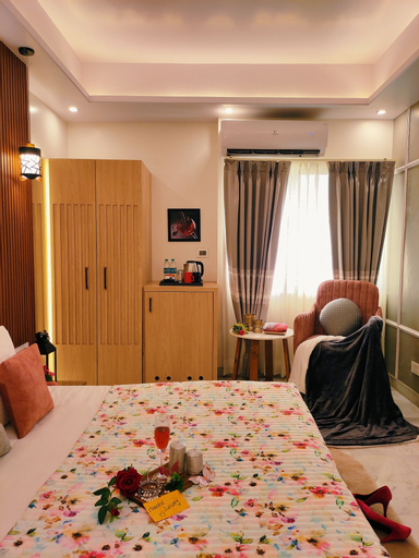 Bedroom 8