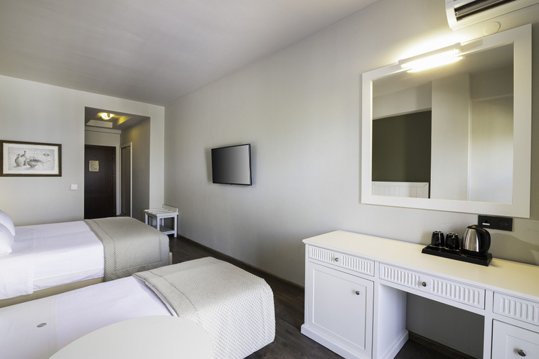 Bedroom 3, Heaven Hotel, Central Macedonia