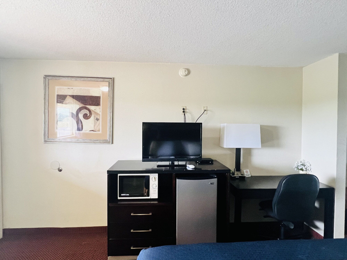 Bedroom 4, Americas Best Value Inn Edna, Jackson