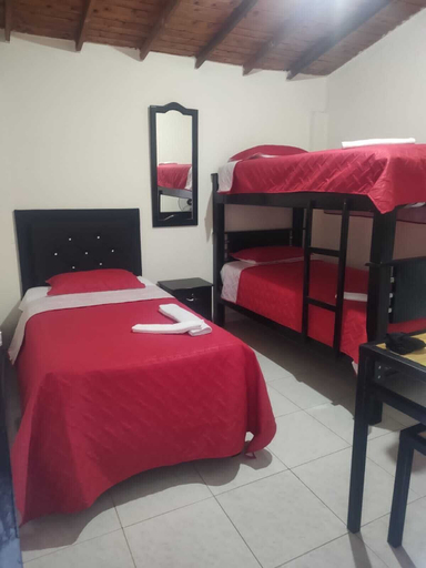 Bedroom 3, HOGAR DEL VIAJERO MEDELLIN, Medellín