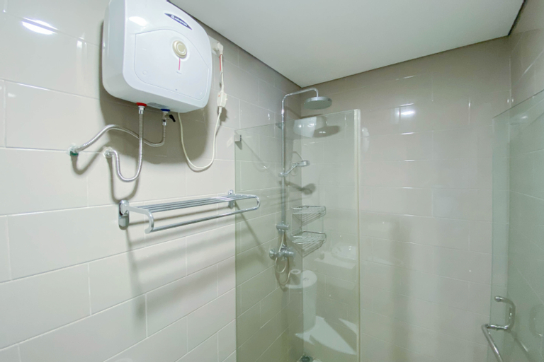 Bedroom 4, Best Deal and Comfort 1BR at Citralake Suites Apartment By Travelio, West Jakarta
