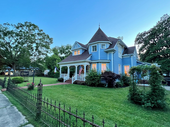 Exterior & Views 2, Benefield House Bed & Breakfast, Marion