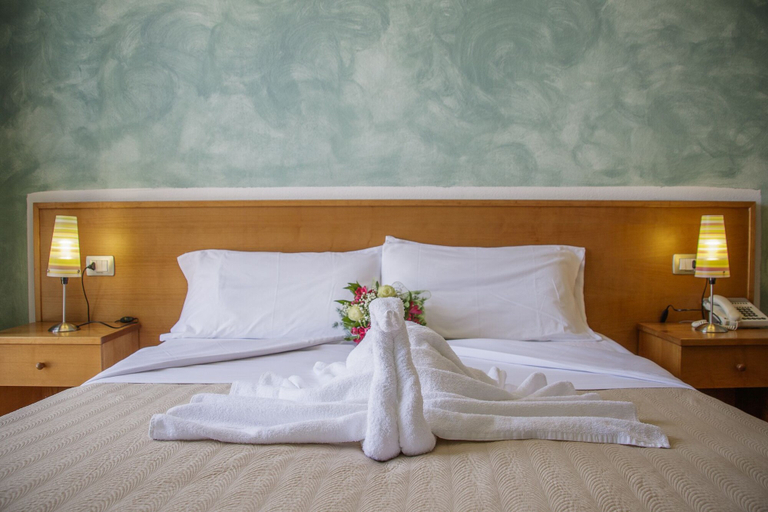 Bedroom 3, Abbaidda Hotel, Sassari