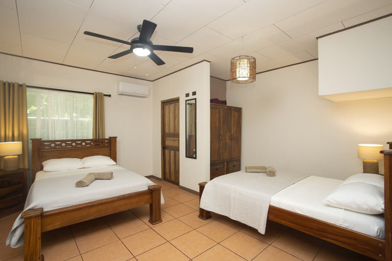 Bedroom 2, Manzanillo Caribbean Resort, Talamanca