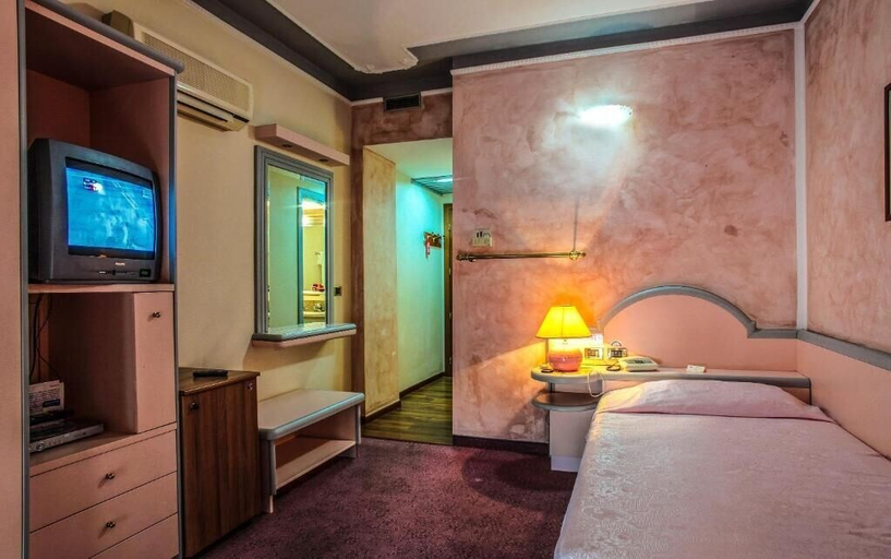 Bedroom 3, Hotel Grazia Deledda, Sassari