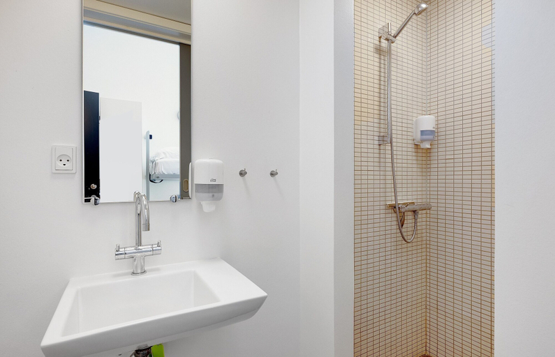 Bathroom 4, Danhostel Hillerød, Hillerød