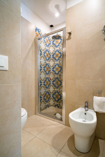 Bathroom 5, Hotel Rivage Taormina, Messina